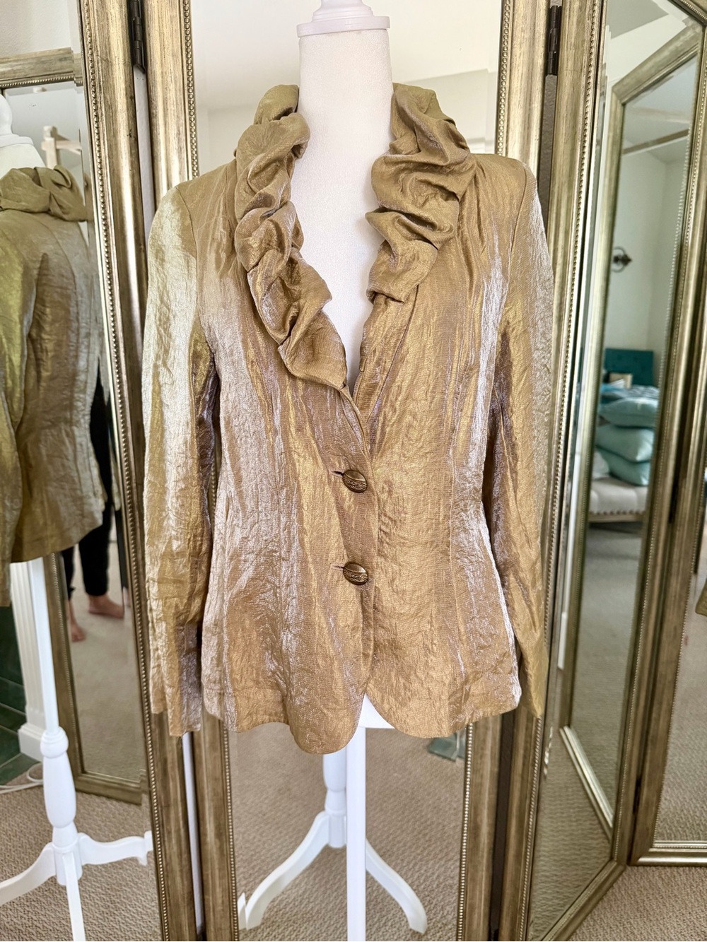 Womens Metallic Ruffle Collar Blazer Jacket - Gold (Olive)